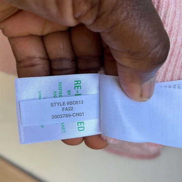 J.Crew Merino Wool and Alpaca Blend Light Pink Crewneck roll neck Size L - Picture 11 of 12